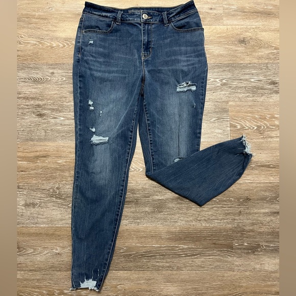 Maurcies Jeans - Picture 3 of 4